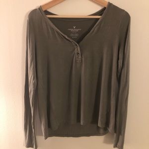 NWOT AE Long Sleeve shirt